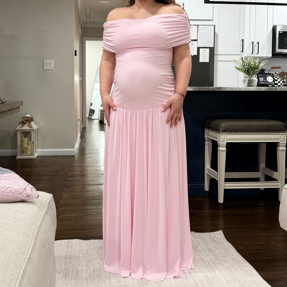 Club L London Off-Shoulder Blush Pink Gown - Picture 3 of 3